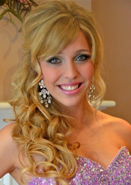 02_Hailey_Slamka_Univ_-_Undergrad_-_